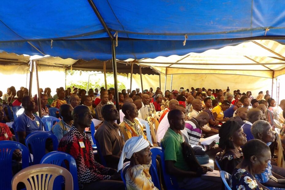 Over 200 Ugandan pastors and church leaders learning the overall story of the Bible.