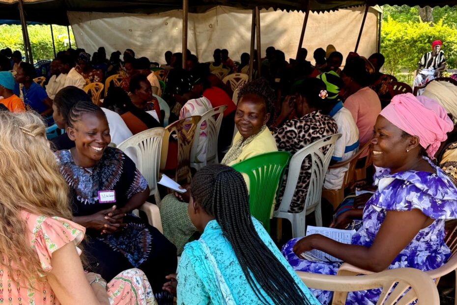 Women Learning in Small-Group Discussions